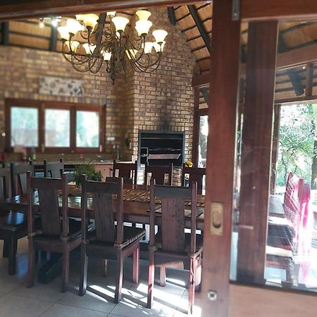 האזיביו Dreamy 3 Bedroom Villa On The Edge Of The Sabie River In Kruger Park Lodge מראה חיצוני תמונה