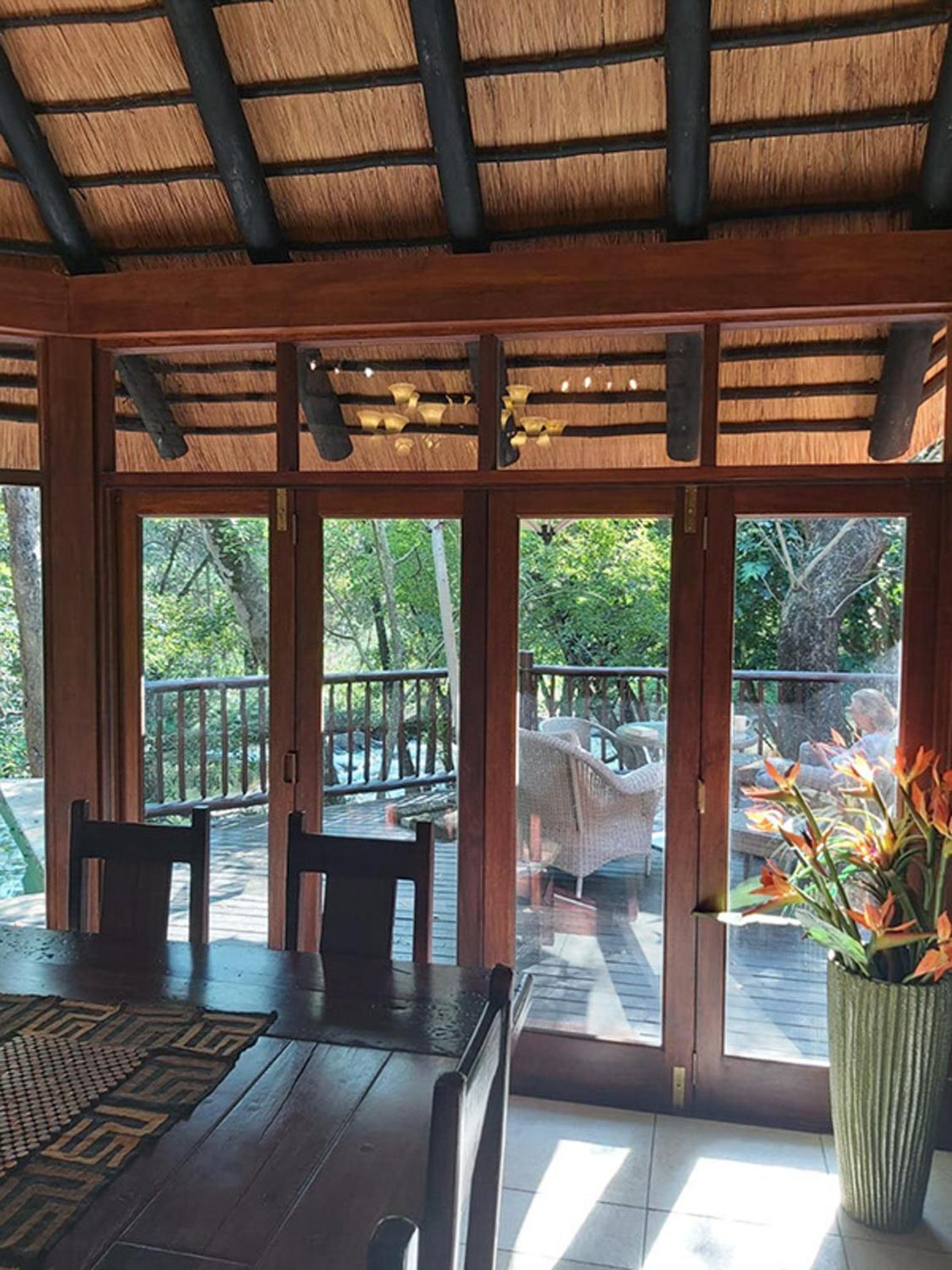 האזיביו Dreamy 3 Bedroom Villa On The Edge Of The Sabie River In Kruger Park Lodge מראה חיצוני תמונה